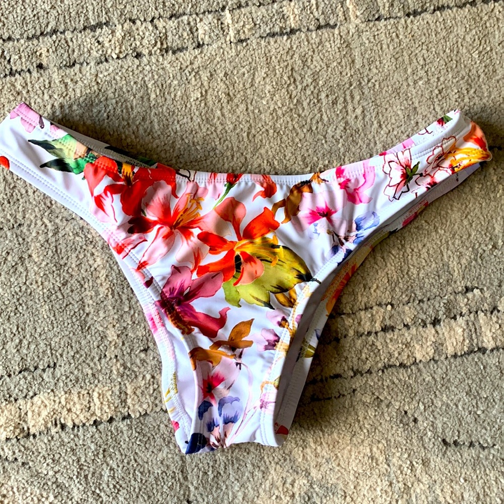 Bathing suit
